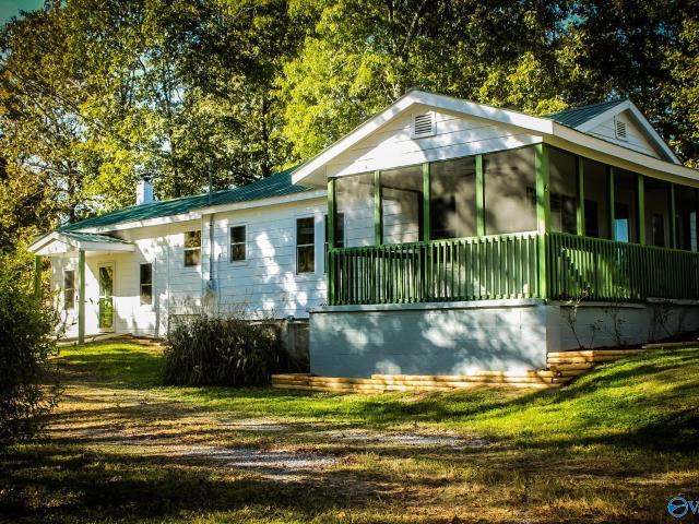 House for sale in Sylvania, Alabama