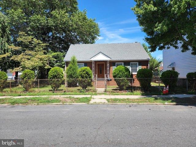 House for sale in Trenton, New Jersey