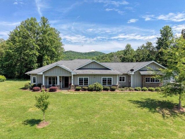 House for sale in Hayesville, North Carolina
