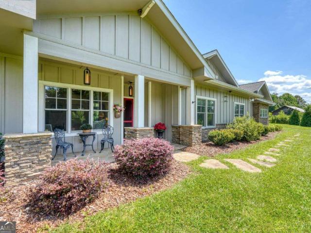 House for sale in Hayesville, North Carolina