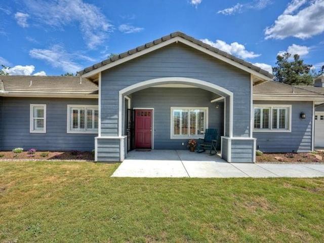House for sale in Valley Center, California