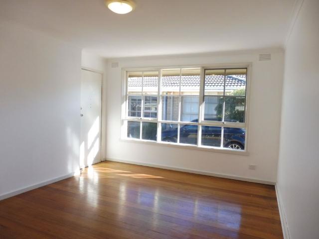 Apartment for rent in Parkdale, Melbourne