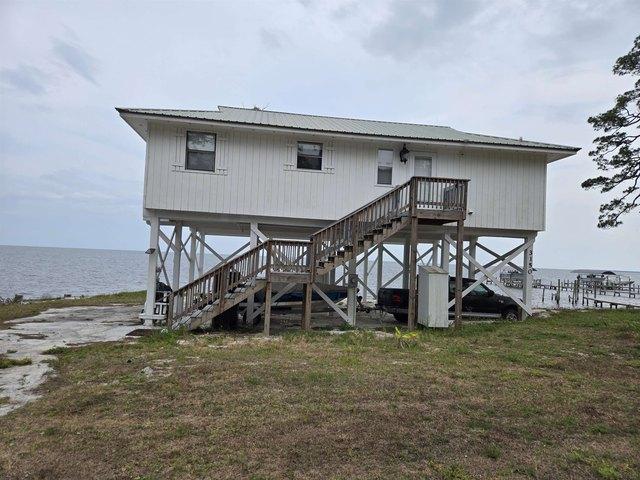 House for sale in Carrabelle, Florida