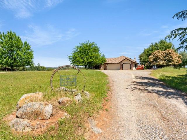 House for sale in Rescue