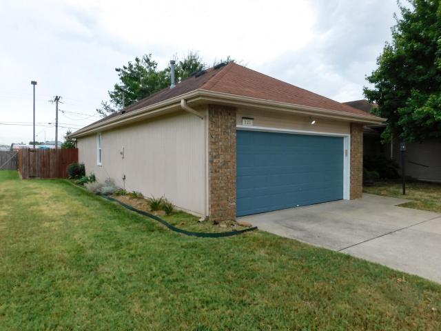 House for sale in Springfield, Missouri