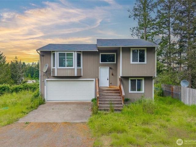 House for sale in Roy, Washington