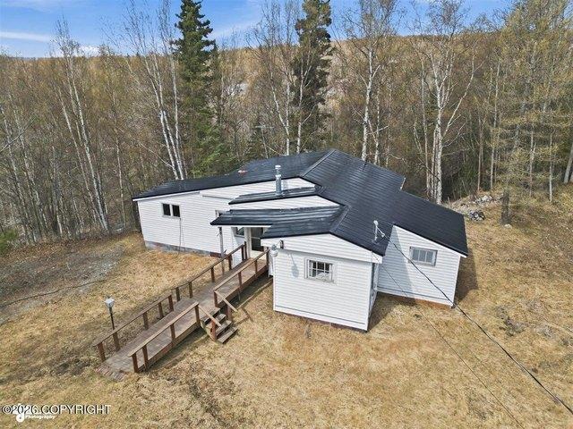 House for sale in Alaska