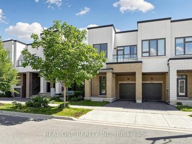 House for sale in Oakville, Golden Horseshoe