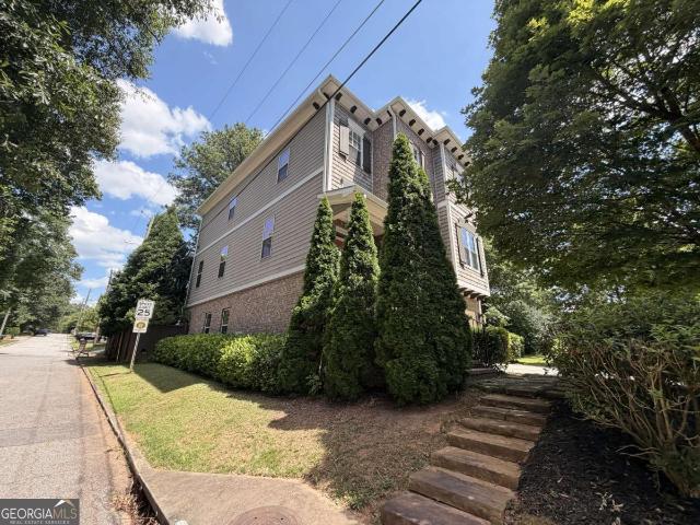 House for sale in Brookhaven, Georgia