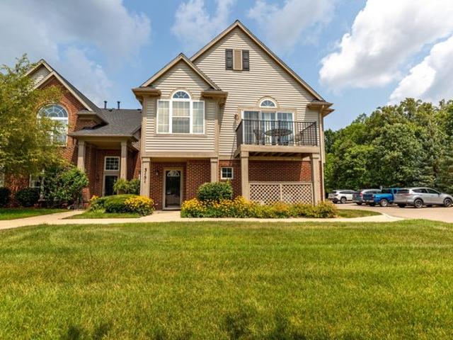 Condo for sale in Ypsilanti, Michigan