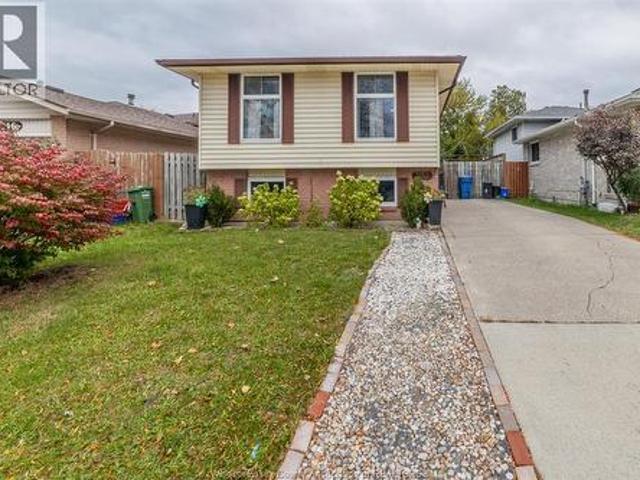 House for sale in Devonshire, Windsor
