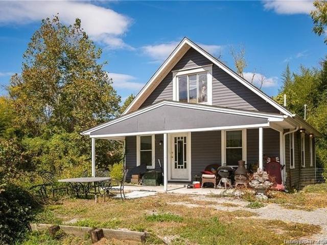 House for sale in New Albany, Indiana