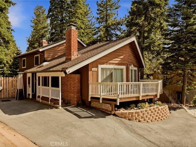 House for sale in Green Valley Lake, California