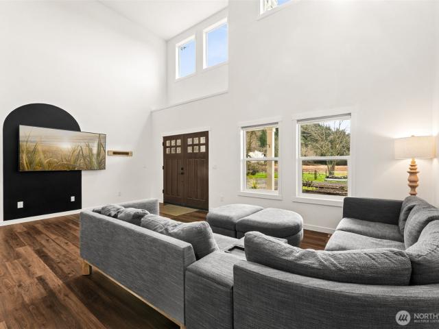 House for sale in Enumclaw, Washington