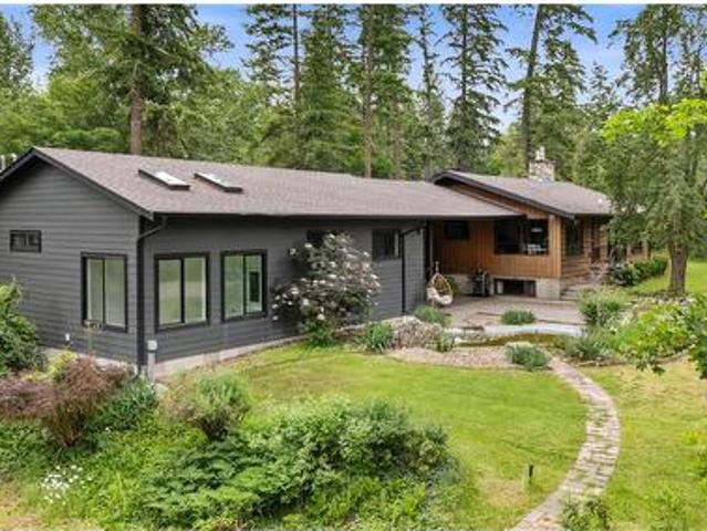 House for sale in Winfield, British Columbia