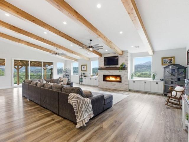 House for sale in New Harmony, Utah