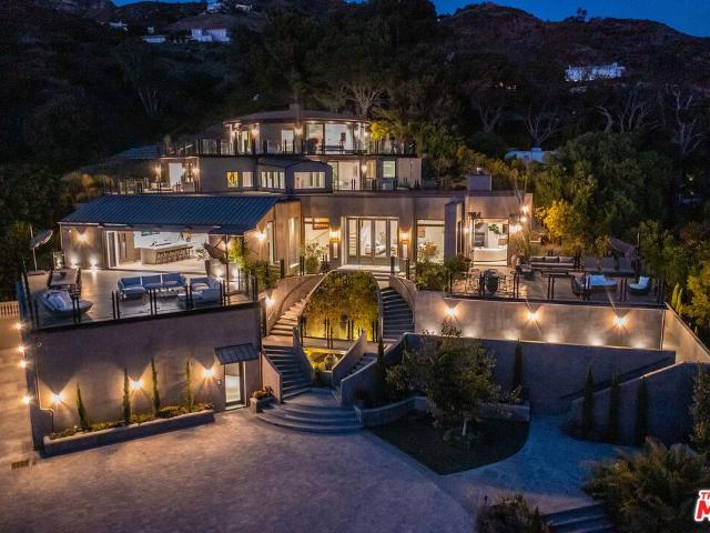 House for rent in Malibu, California