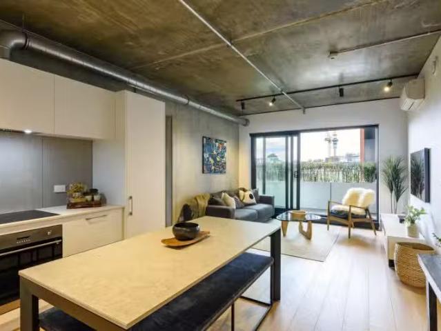 House for sale in Eden Terrace