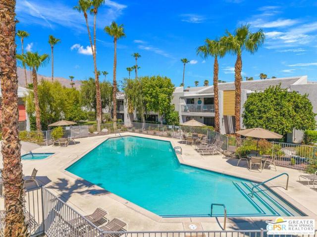 Condo for sale in Palm Springs, California