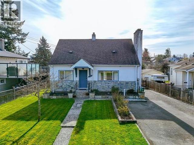 House for sale in Saanich, British Columbia