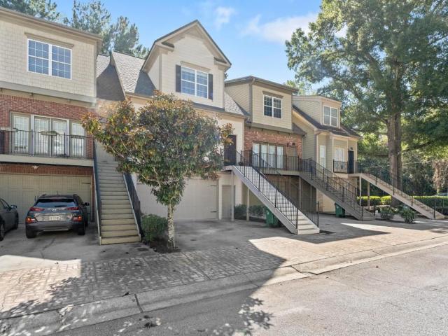Townhouse for sale in Scottdale, DeKalb County
