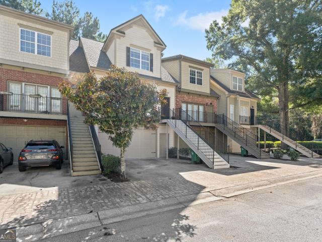 Townhouse for sale in Scottdale, DeKalb County