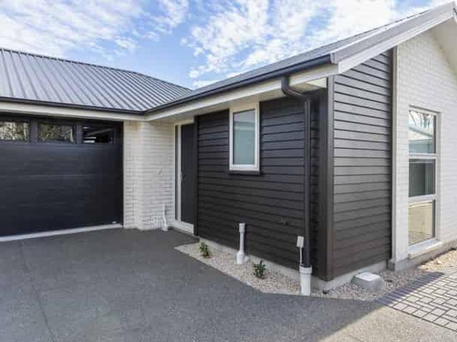 House for rent in Chaslands, Canterbury