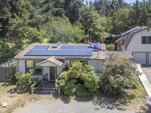 House for sale in Fort Bragg, California