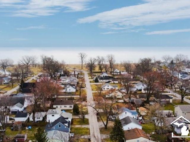 House for sale in Newport, Michigan