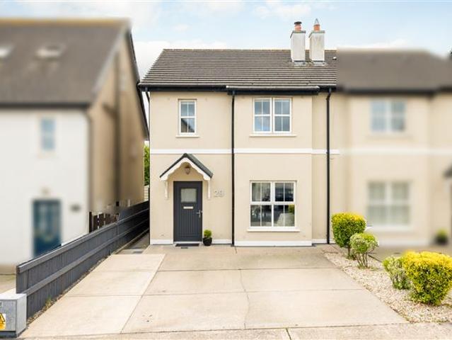 Detached House for sale
