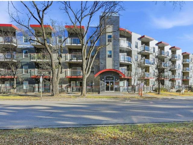 Apartment for sale in Wedgewood, Alberta