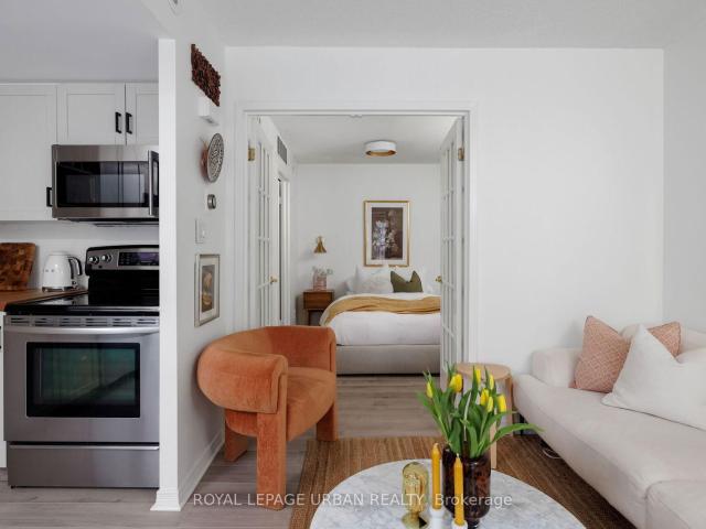 Condo for sale in Davenport, Toronto