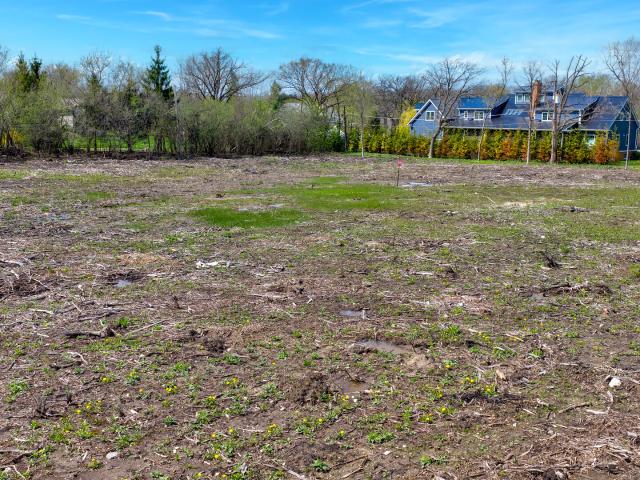 Property for sale in Green Oaks, Illinois