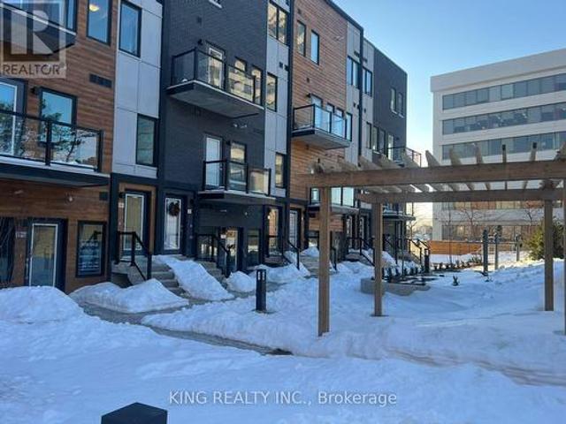 Townhouse for sale in Woburn, Ontario