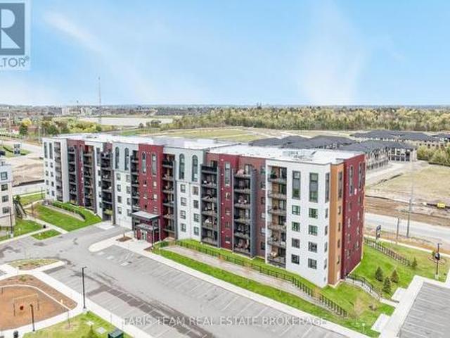 Condo for sale in Barrie, Central Ontario