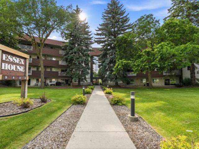 Condo for sale in Wedgewood, Alberta