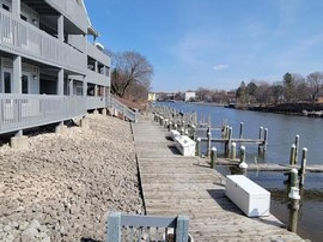 Condo for sale in Manistee, Michigan