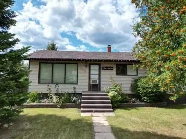 House for sale in Loon Lake, Saskatchewan