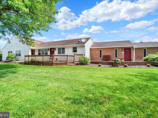 House for sale in New Oxford, Pennsylvania