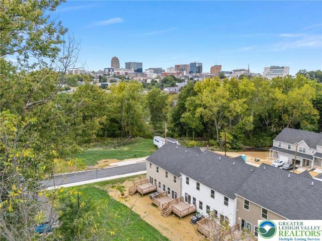 Townhouse for sale in Lehigh, Pennsylvania