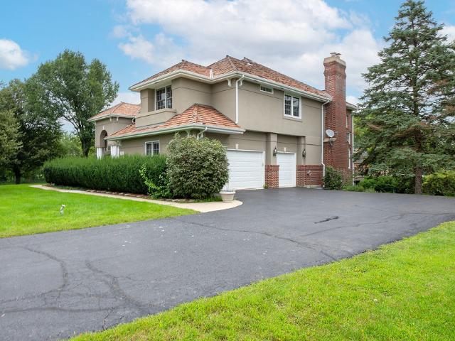 House for sale in Inverness, Illinois