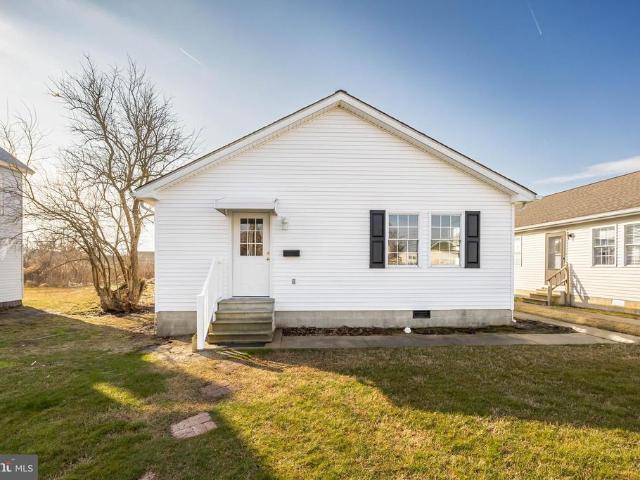 House for sale in Crisfield, Maryland
