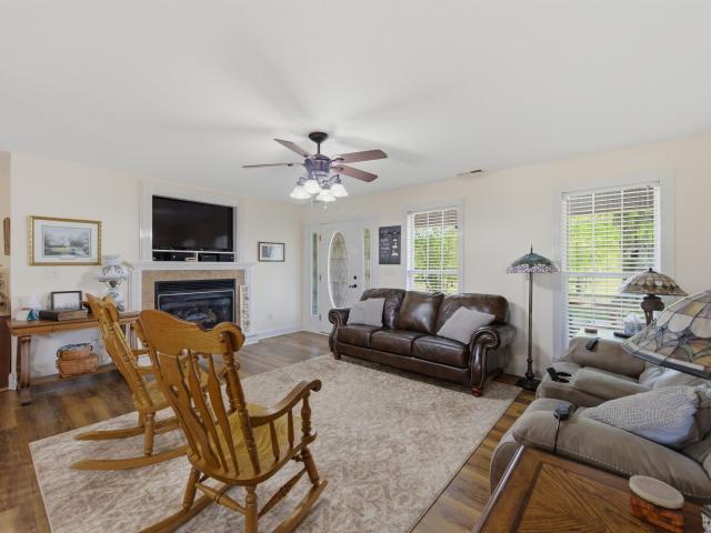 House for sale in Holly Pond, Cullman County