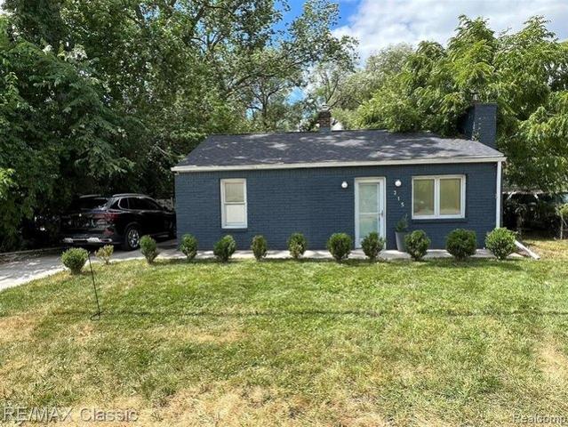 House for sale in Walled Lake, Michigan