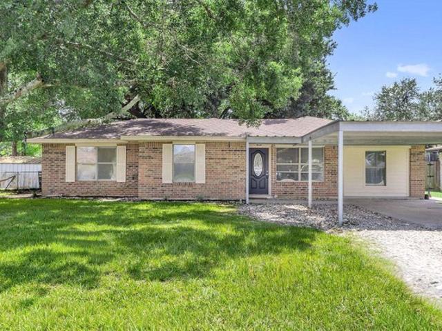 House for sale in Bridge City, Texas
