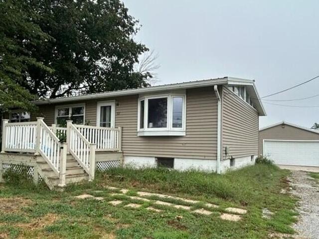 House for sale in Atalissa, Iowa