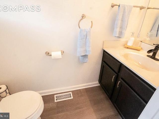 Townhouse for sale in Bally