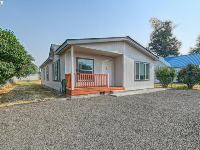 House for sale in Oregonia
