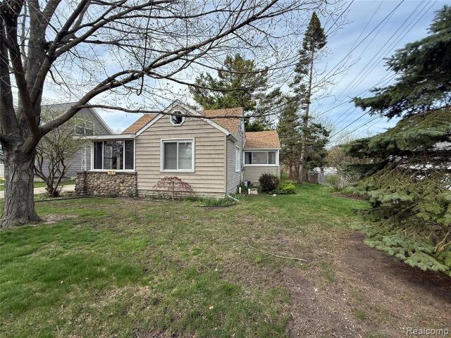 House for sale in Madison Heights, Michigan
