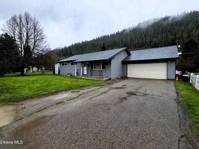 House for sale in Shoshone, Idaho